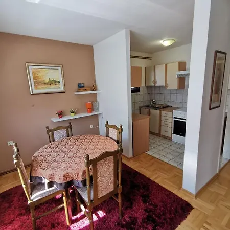 Marko Гостевой дом Пале